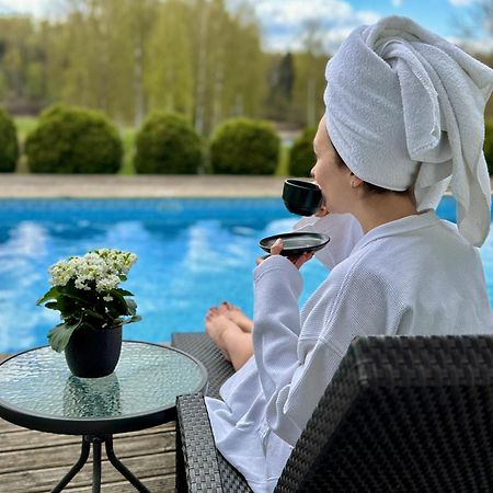 Spa Hotel Ezeri スィグルダ エクステリア 写真