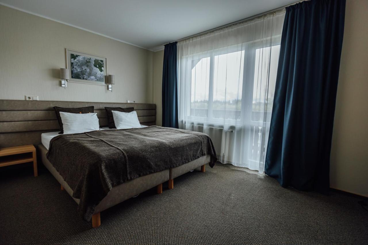 Spa Hotel Ezeri スィグルダ エクステリア 写真