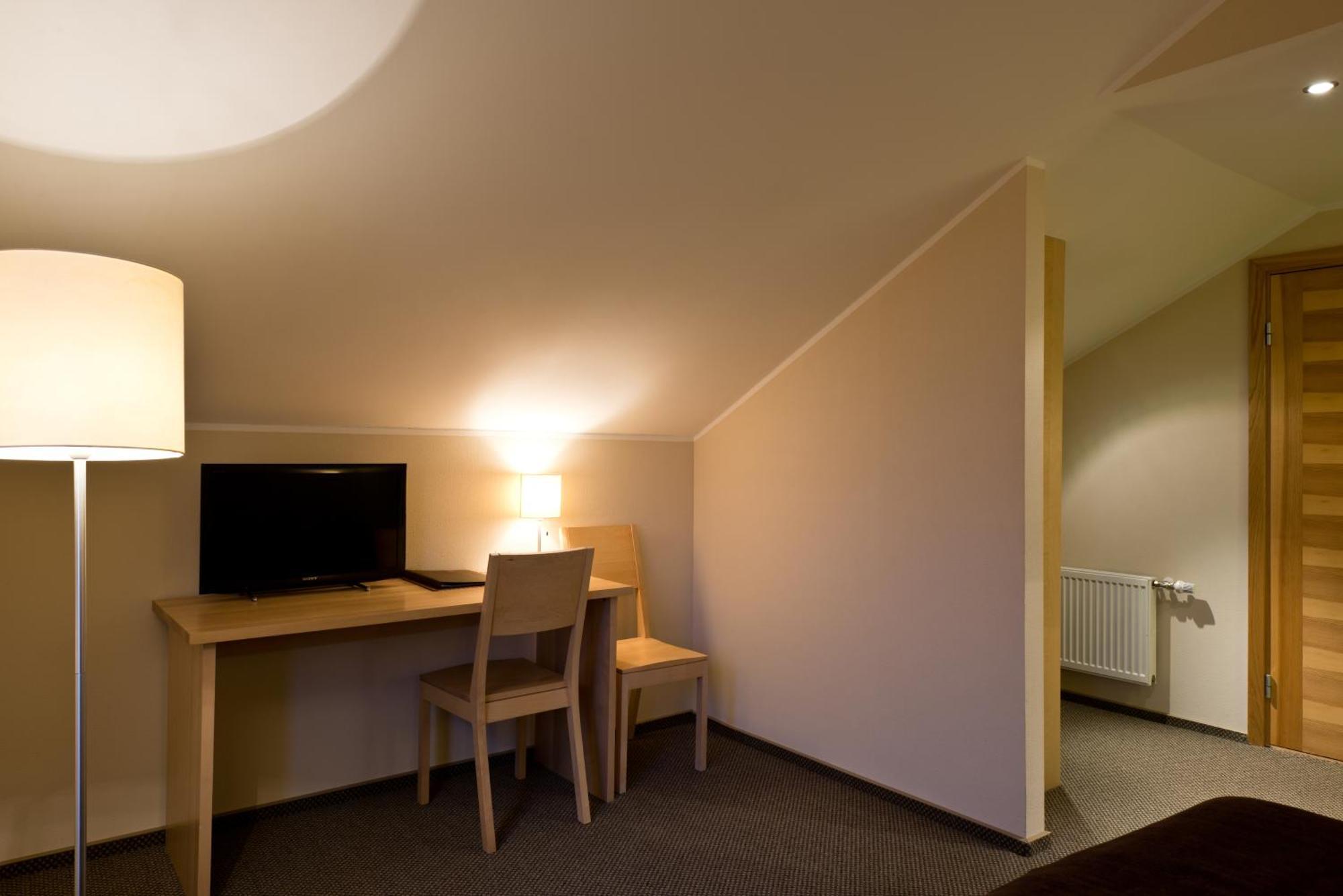 Spa Hotel Ezeri スィグルダ 部屋 写真