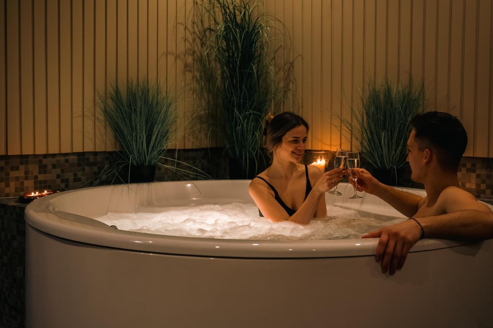 Spa Hotel Ezeri スィグルダ エクステリア 写真