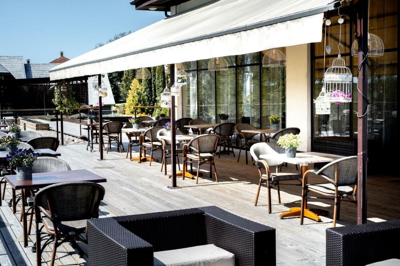 Spa Hotel Ezeri スィグルダ エクステリア 写真